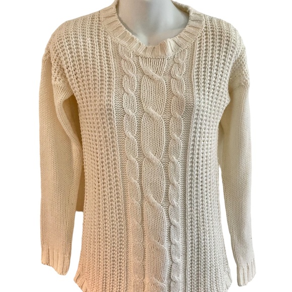 Cabin Fever | Sweater - Picture 2 of 10